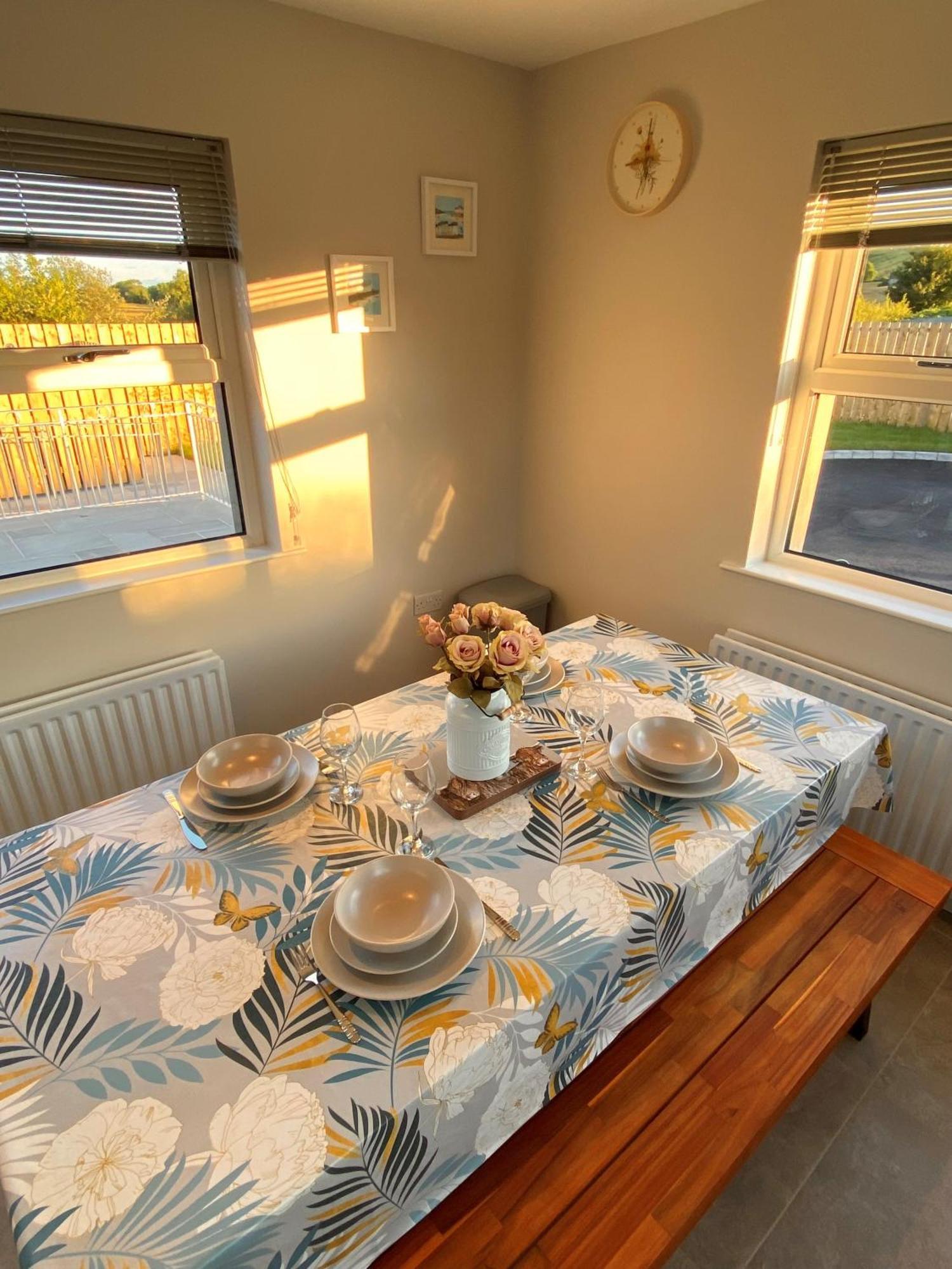 The Gate Lodge At Dunnanew - 4 Star- Sleeps 5 Seaforde Extérieur photo